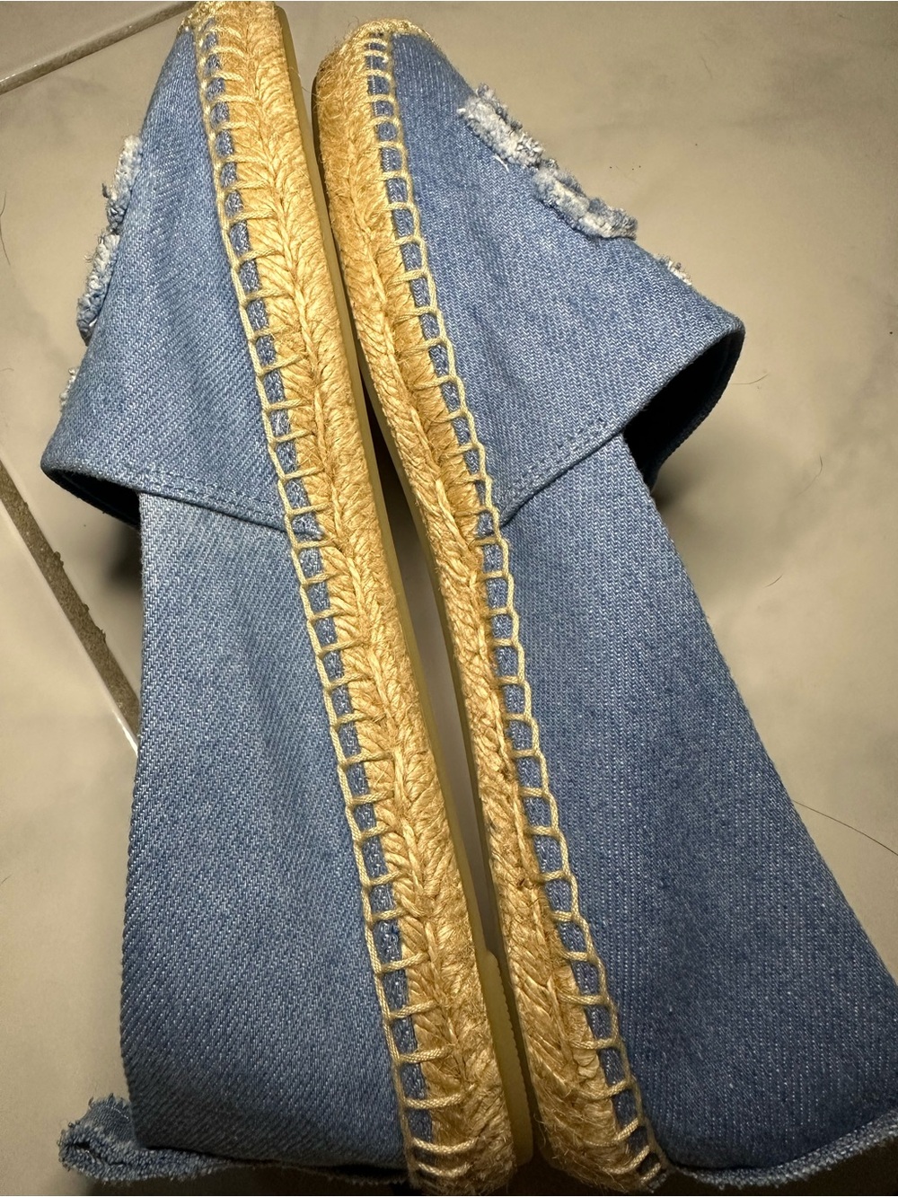 Tory Burch Light Blue Denim Espadrille Flats with Frayed Logo - Picture 4 of 9
